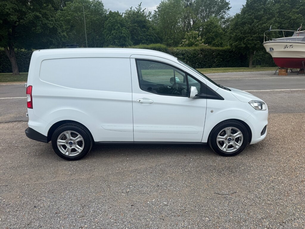 Ford Transit Courier 1.0 Ecoboost Limited Panel Van L YM21KWC White #3