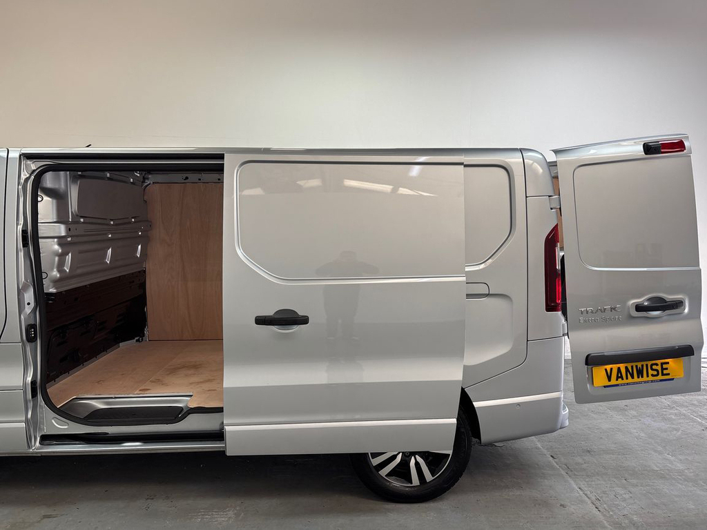 Renault Trafic Ll30 Extra Sport Lwb 2.0L Blue Dci 150Ps HK75YWY Grey #6