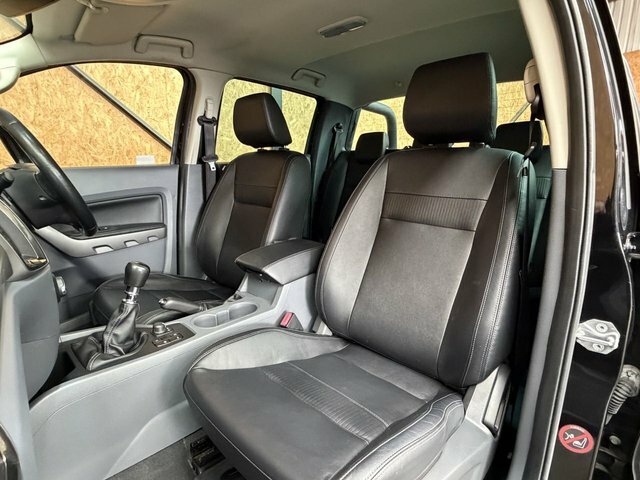 Ford Ranger 2.2 Tdci Black Edition Pickup Double Cab Diese MM18NSZ Black #3