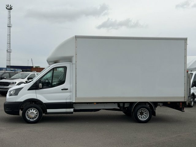 Ford Transit Custom 2.0 350 Ecoblue Leader Luton Rwd WV71XAU White #3