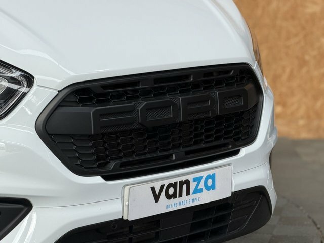 Ford Transit Custom 2.0 300 Ecoblue Limited Panel Van FM68GZS White #6