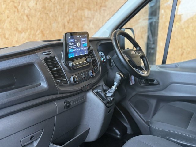 Ford Transit Custom 2.0 350 Ecoblue Trend Panel Van YR22GHH White #5