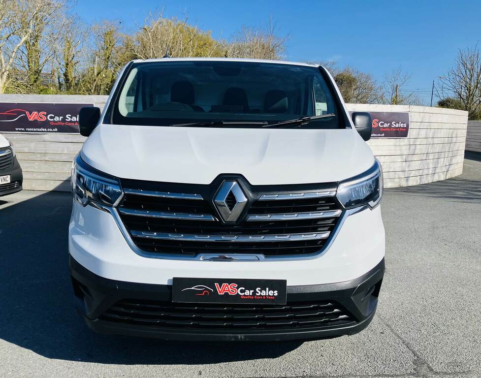 Renault Trafic Ll30 Blue Dci 130 Business Van HN23LTZ White #2
