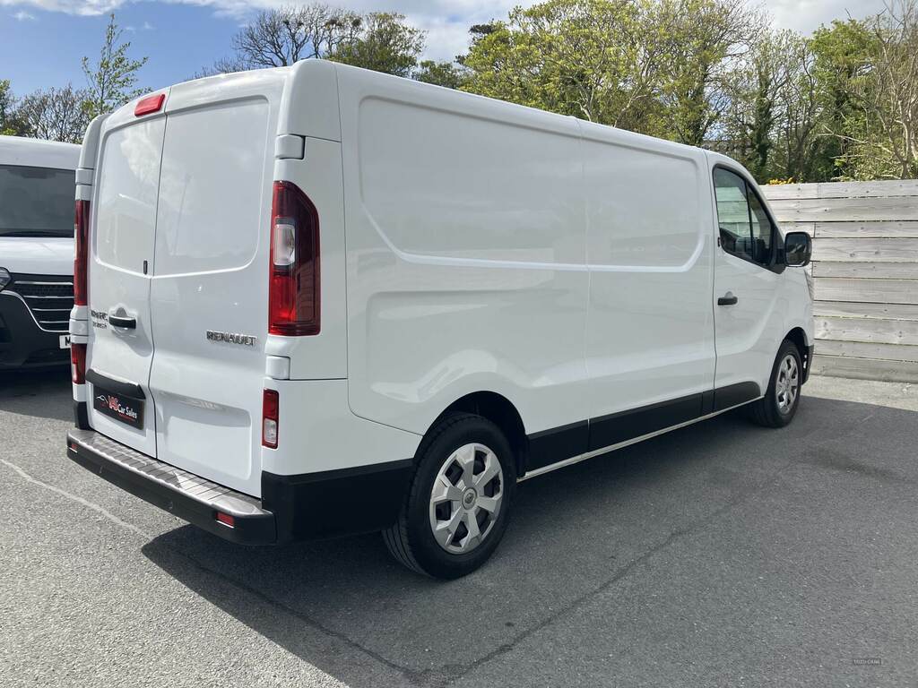 Renault Trafic Ll30 Blue Dci 130 Business Van HK23EZV White #6