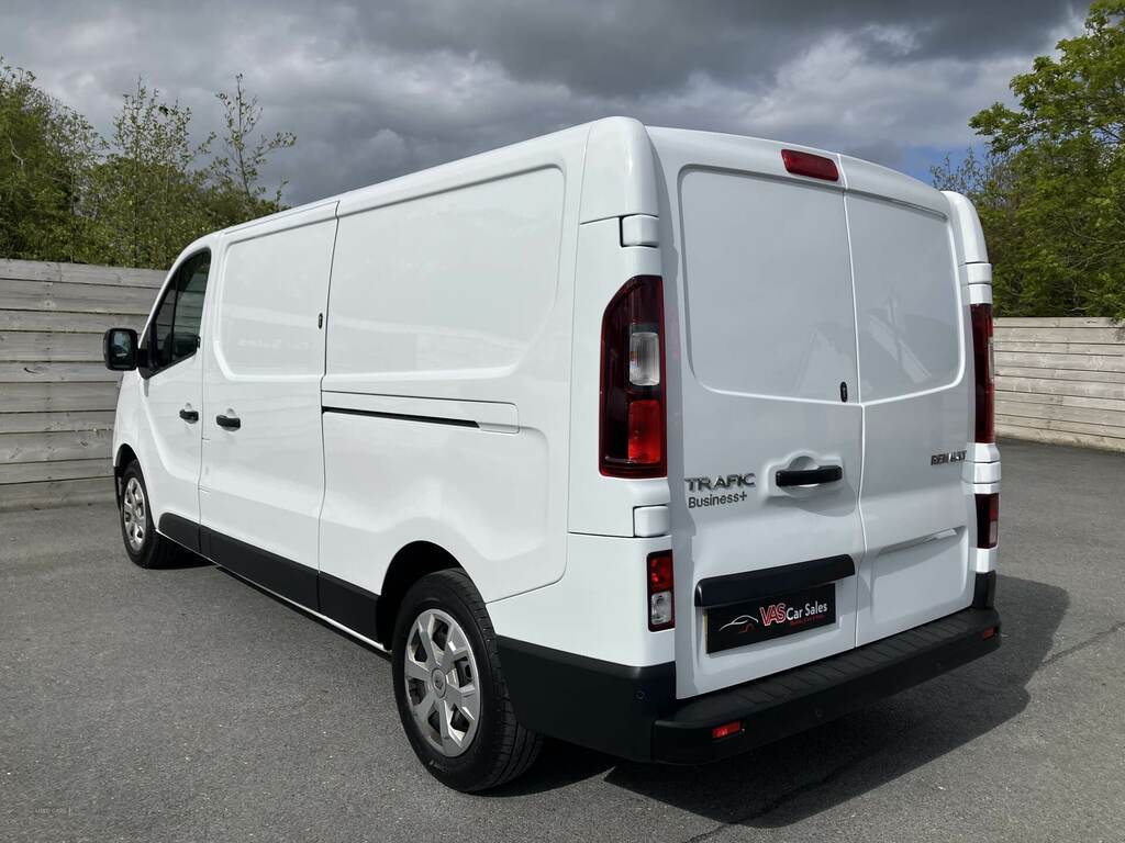 Renault Trafic Ll30 Blue Dci 130 Business Van HK23EZV White #4