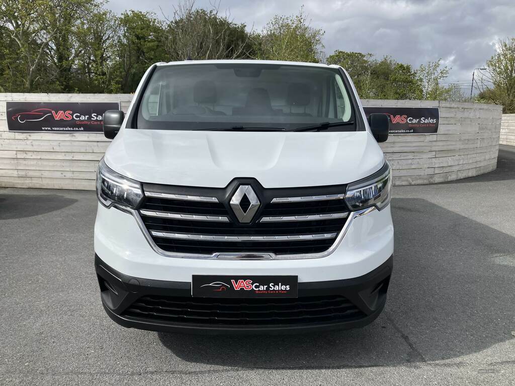 Renault Trafic Ll30 Blue Dci 130 Business Van HK23EZV White #2