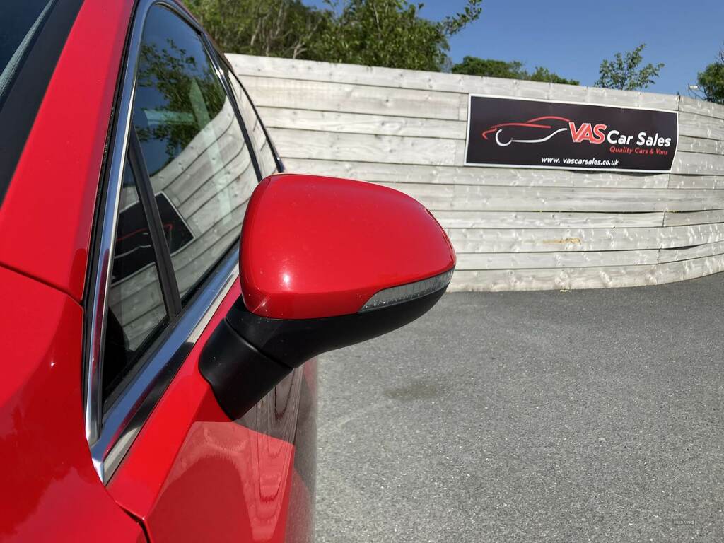 Volkswagen Passat 1.4 Tsi Phev Gte Dsg SM22TJX Red #4