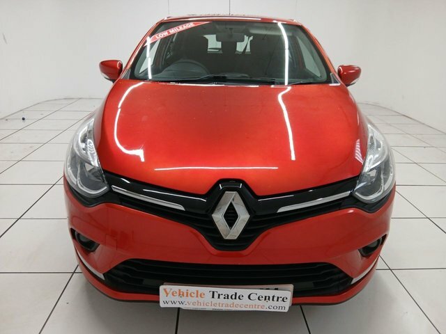 Renault Clio 0.9 Tce Play Hatchback Euro 6 S SC18KJX Red #2