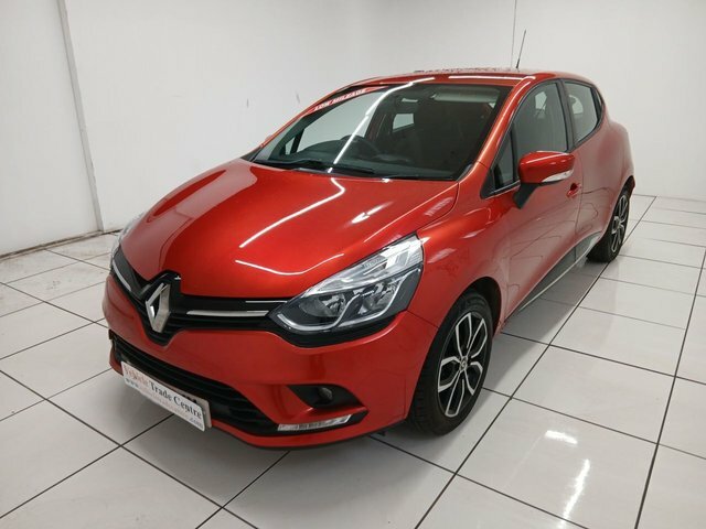 Renault Clio 0.9 Tce Play Hatchback Euro 6 S SC18KJX Red #3