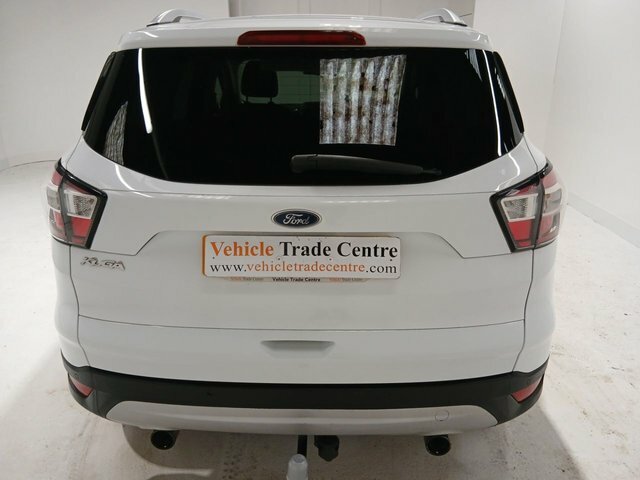 Ford Kuga 1.5 Tdci Titanium Suv Euro 6 S WUI3606 White #5
