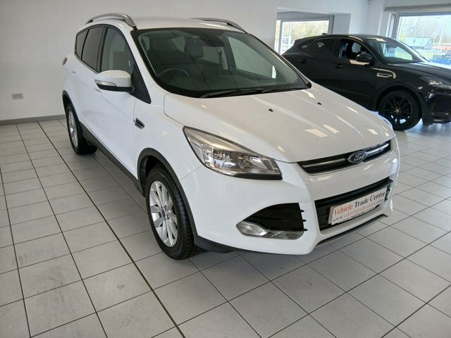 Ford Kuga 1.5T Ecoboost Titanium Suv 2Wd E White
