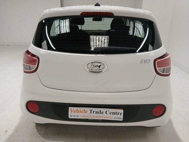 Hyundai I10 1.0 Se Hatchback Euro 6 67 Ps NA68UBX White #6