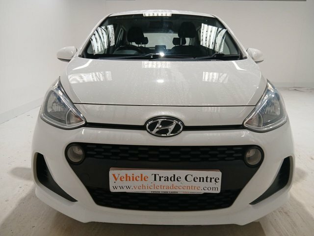 Hyundai I10 1.0 Se Hatchback Euro 6 67 Ps NA68UBX White #2