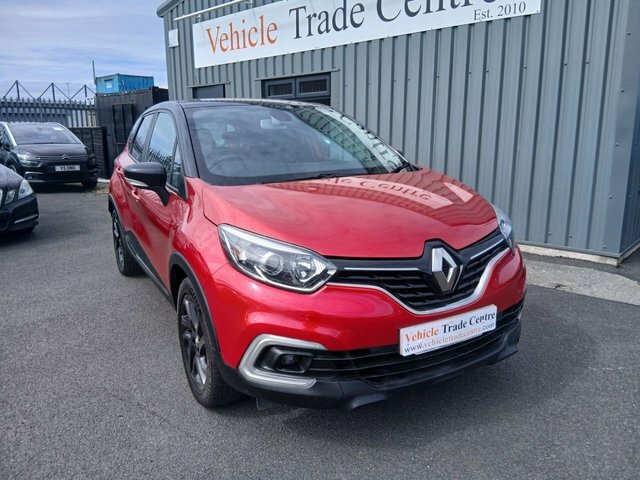 Renault Captur 0.9 Tce Energy Iconic Suv Euro 6 Red
