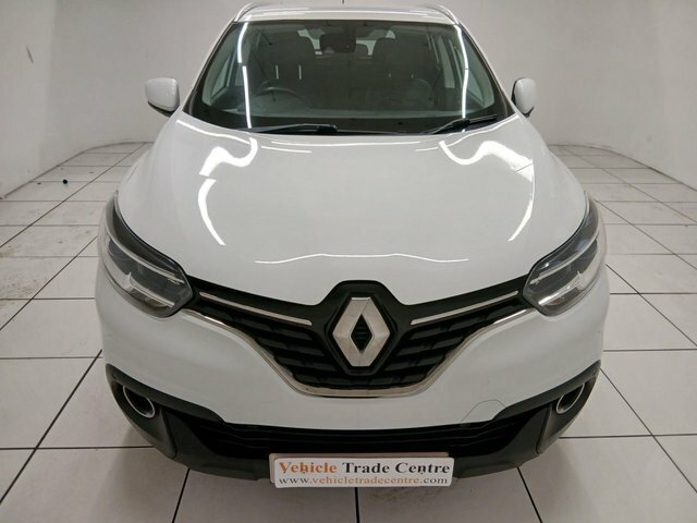Renault Kadjar 1.6 Dci Dynamique S Nav Suv Euro SA18XAV White #2