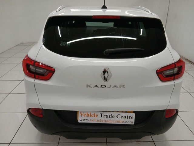 Renault Kadjar 1.6 Dci Dynamique S Nav Suv Euro SA18XAV White #5