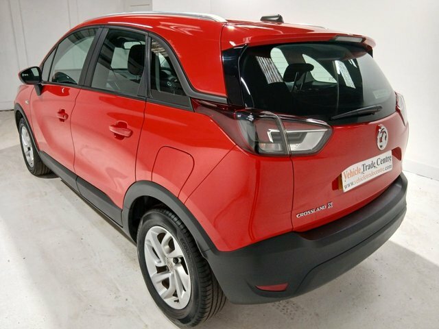 Vauxhall Crossland X 1.2 Se Suv Euro 6 83 Ps SD68AZG Red #4