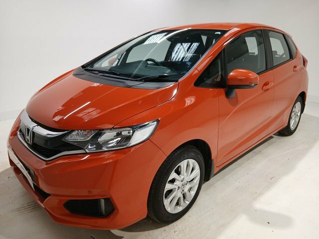 Honda Jazz 1.3 I-vtec Se Hatchback Euro 6 SV18YKE Orange #3