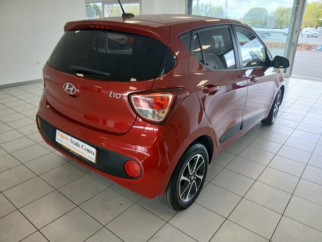 Hyundai I10 1.0 Premium Hatchback Euro 6 66 EY18AOR Red #4