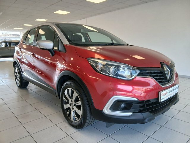 Renault Captur 0.9 Tce Energy Play Suv Euro 6 Red