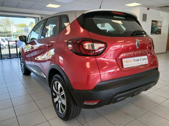 Renault Captur 0.9 Tce Energy Play Suv Euro 6 SH68DUY Red #4