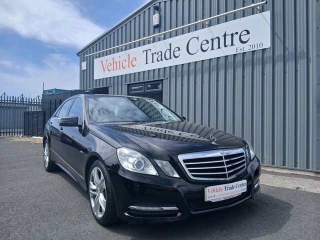 Mercedes-Benz E Class 2.1 E220 Cdi Blueefficiency Executive Se Saloon Black