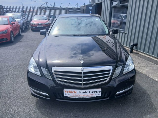 Mercedes-Benz E Class 2.1 E220 Cdi Blueefficiency Executive Se Saloon MV12DGY Black #2