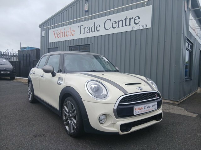 Mini Hatch 2.0 Cooper S Seven Hatchback Eur White