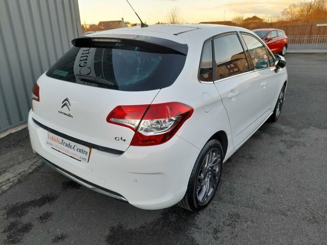 Citroen C4 1.6 Vti Selection Hatchback Euro White #5