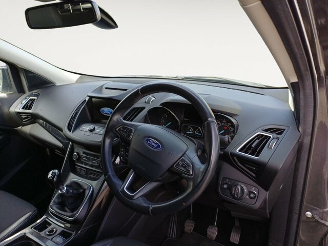 Ford Kuga 2.0 Tdci Titanium Suv Euro 6 S LM17OMP Grey #2