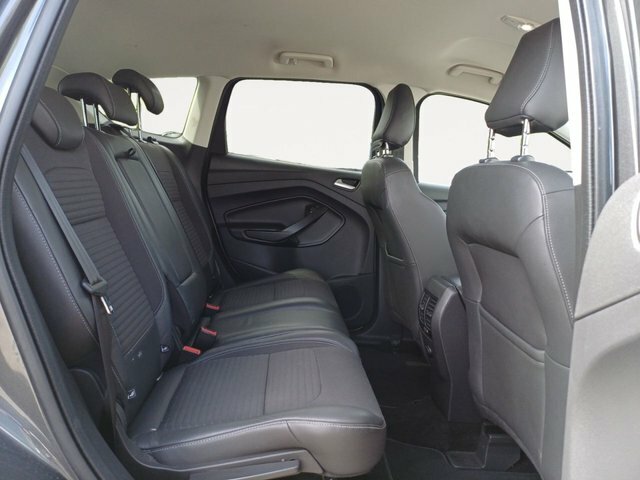 Ford Kuga 2.0 Tdci Titanium Suv Euro 6 S LM17OMP Grey #4