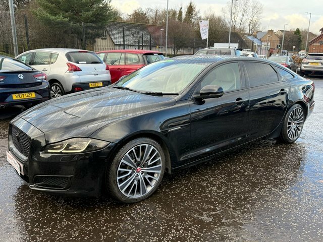 Jaguar XJ 3.0 D V6 L 302 Bhp Black #5