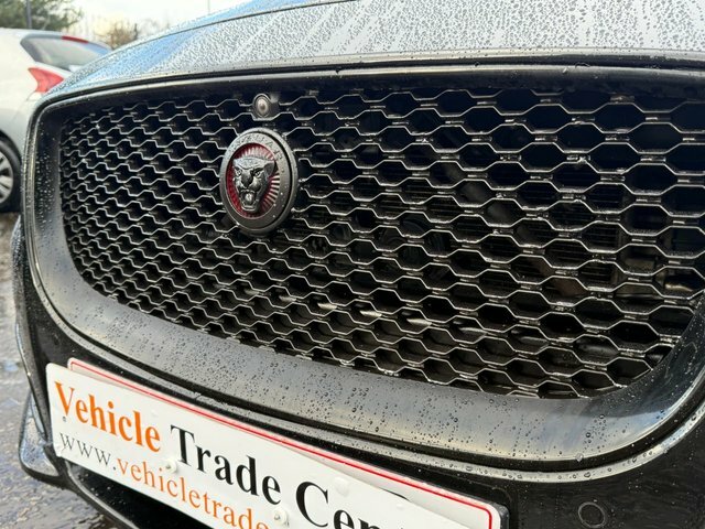 Jaguar XJ 3.0 D V6 L 302 Bhp Black #3