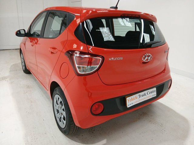 Hyundai I10 1.0 Se Hatchback Euro 6 67 Ps RGZ1490 Red #3