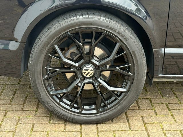 Volkswagen Transporter 2023 2.0 Tdi T32 Highline Kombi Double Cab Die FV23LXT Black #4