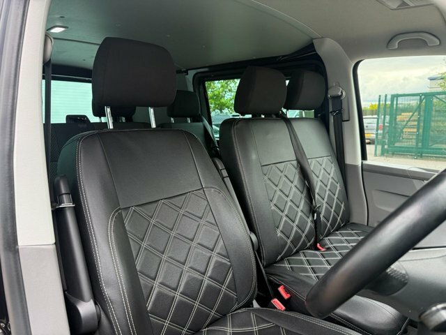 Volkswagen Transporter 2023 2.0 Tdi T32 Highline Kombi Double Cab Die FV23LXT Black #3