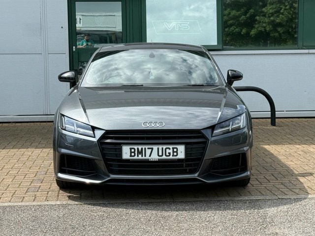 Audi TT 2017 2.0 Tdi Ultra Black Edition Coupe Black #3