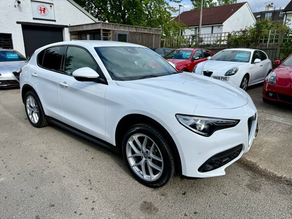 Alfa Romeo Stelvio 2.2L Milano Edizione White