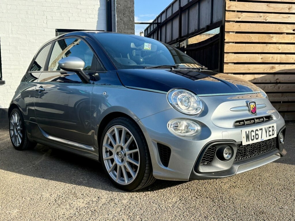 Abarth 695 Hatchback 
