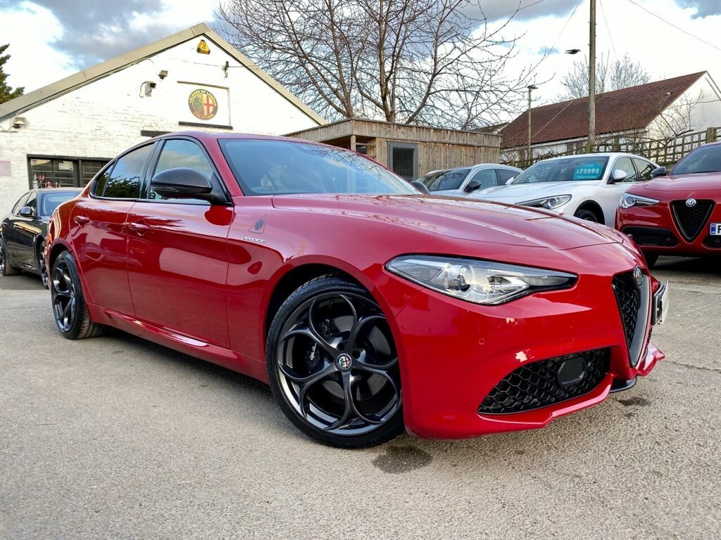 Alfa Romeo Giulia Giulia Veloce Tb Red