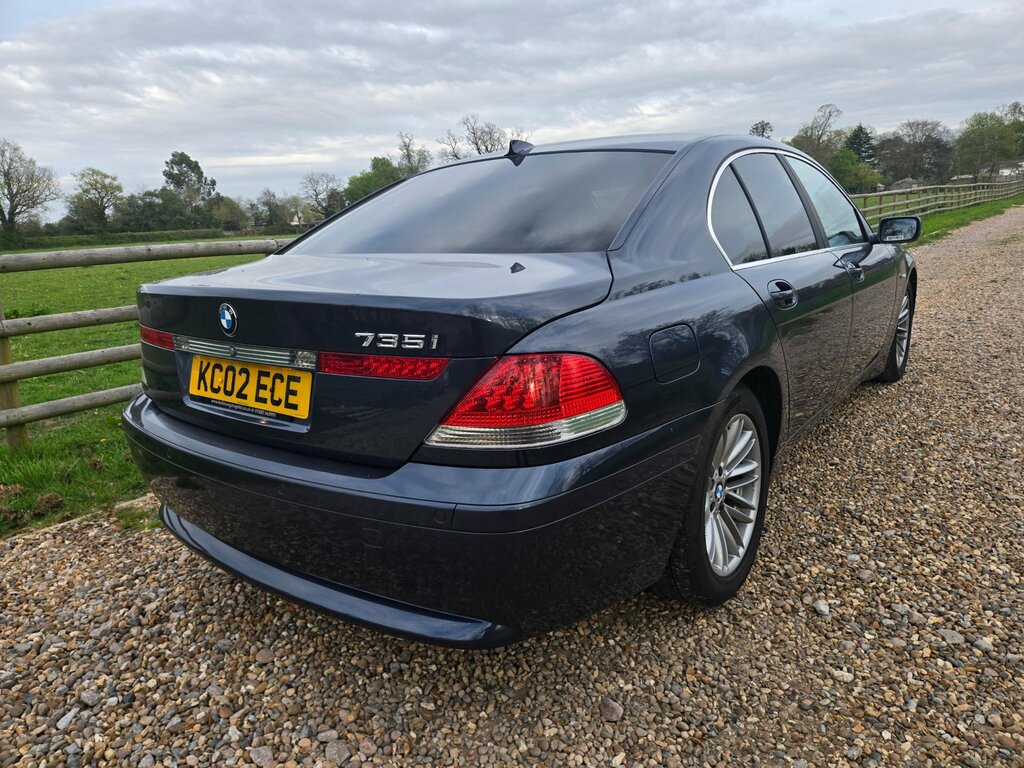 BMW 7 Series Saloon Blue #4