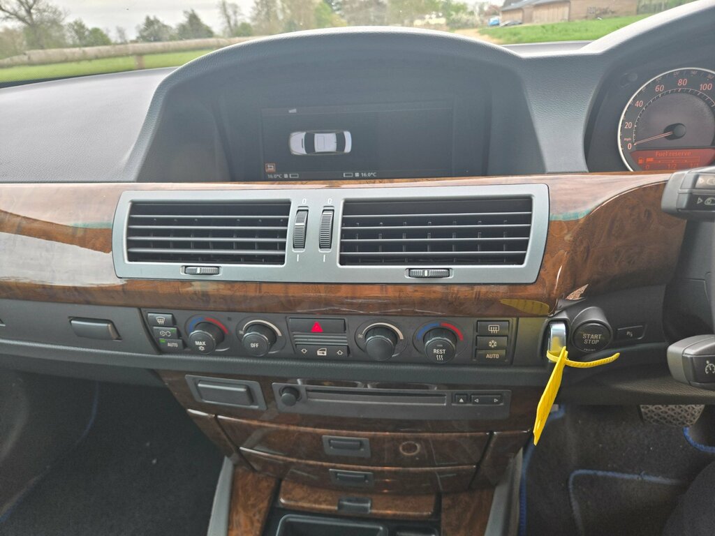 BMW 7 Series Saloon 3.6 735I 200252 Red #8
