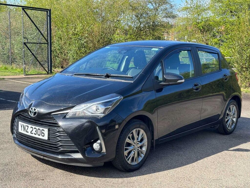 Toyota Yaris 1.5 Vvt-i Icon Euro 6 YNZ2306 Black #5