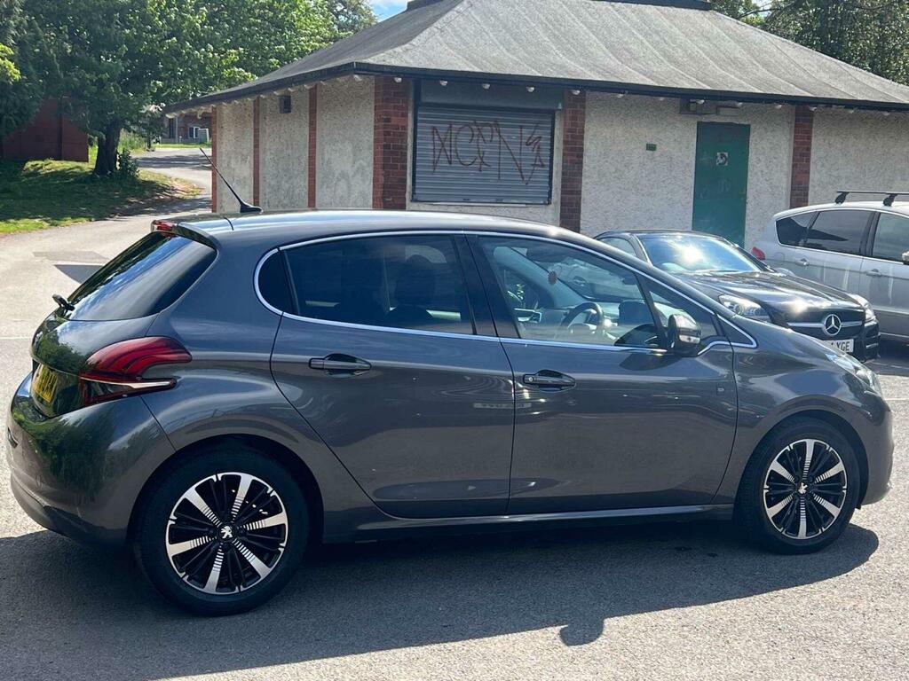 Peugeot 208 1.2 Puretech Tech Edition Euro 6 Ss NU69OAM Grey #3