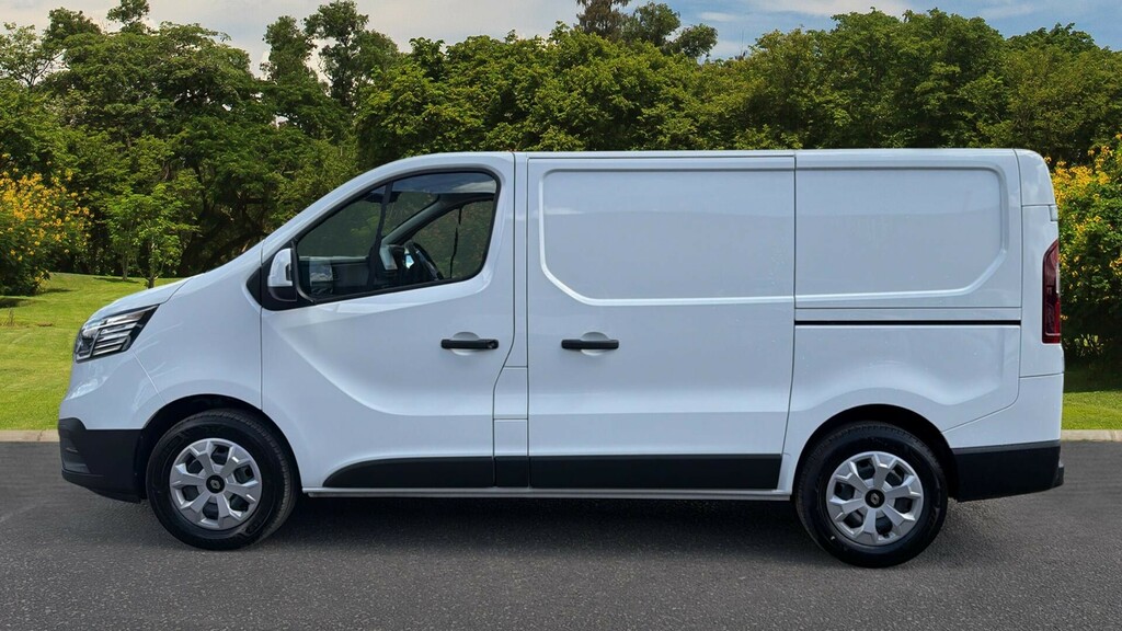 Renault Trafic Advance White #4