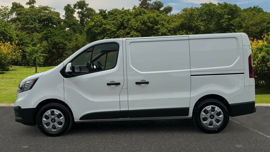 Renault Trafic Advance White #4