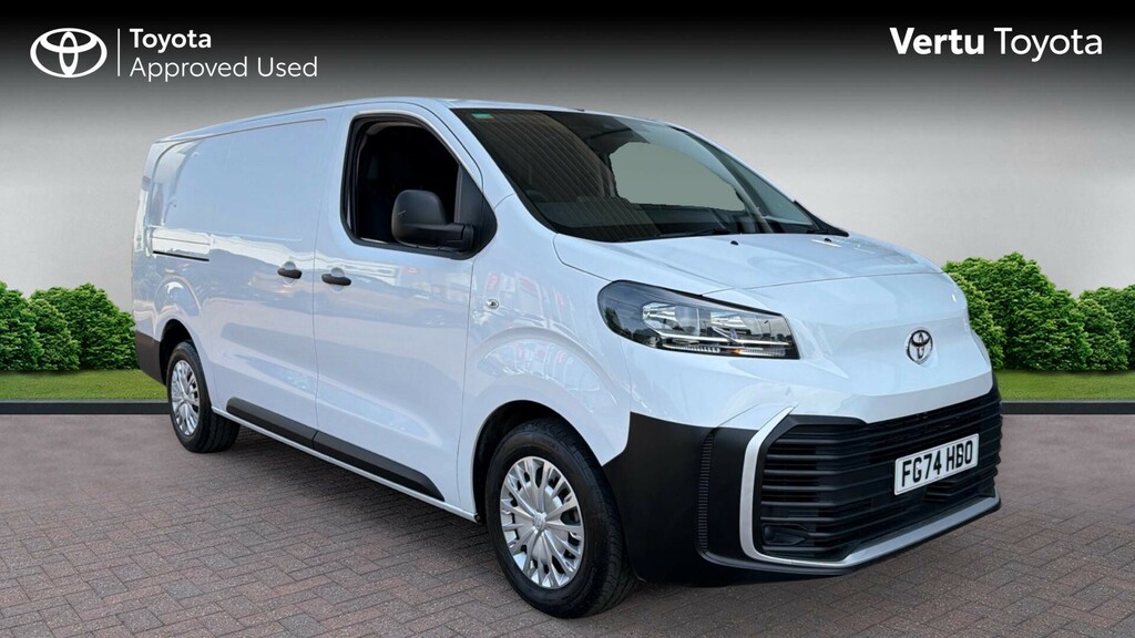 Toyota PROACE Icon White