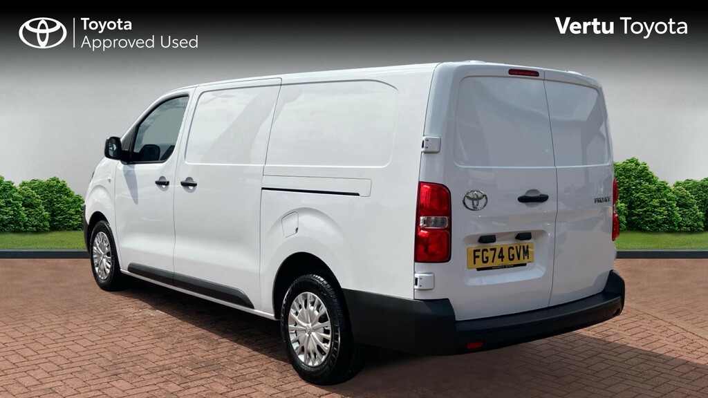 Toyota PROACE Icon White #4