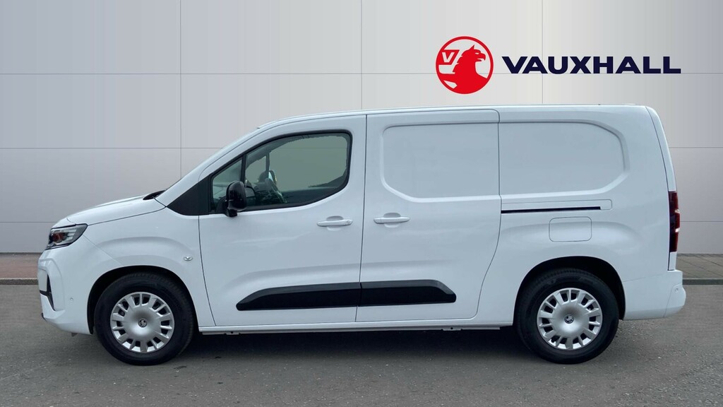 Vauxhall Combo-e Life Pro YB26OAL White #6