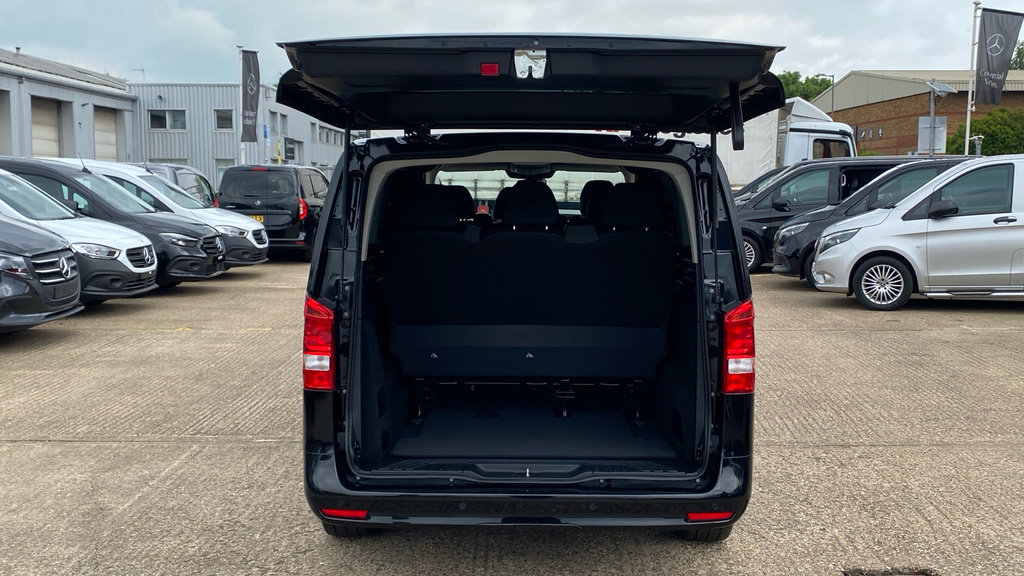 Mercedes-Benz Vito Pro Black #3